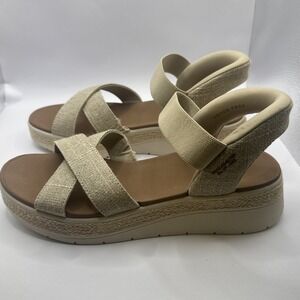 Skechers Women's  Bobs Tan Plush Foam Sandal Size 9 Slip On Hands Free‎